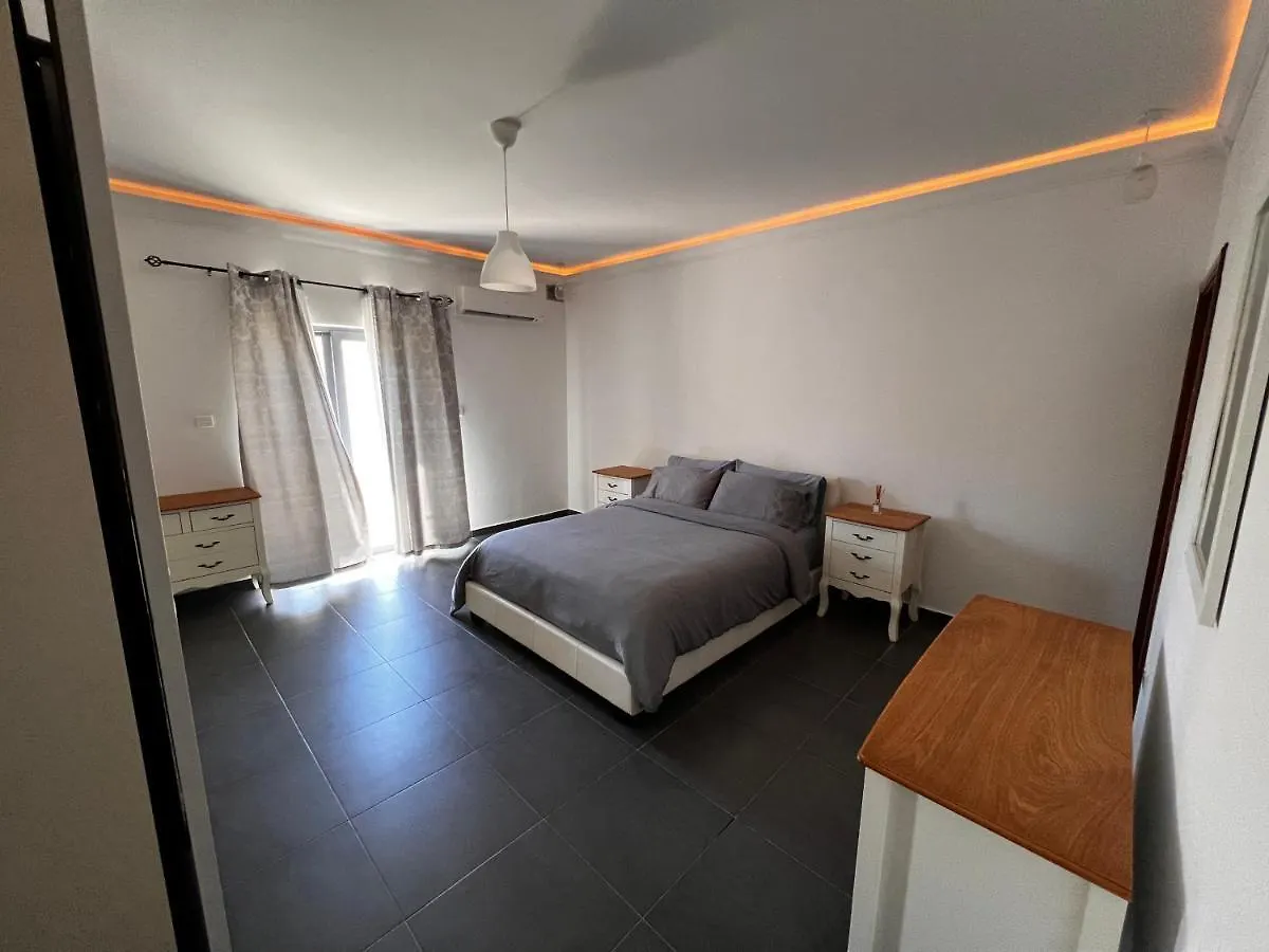 Superb 3 Bedroom Maisonette In Naxxar